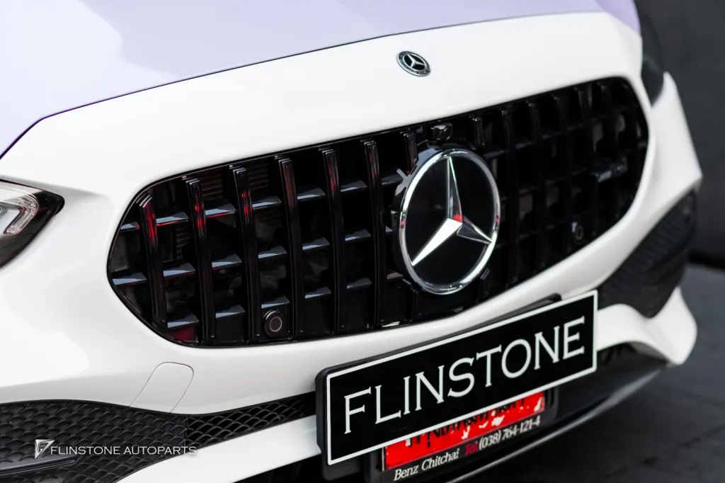 Mercedes Benz W206 กระจัง