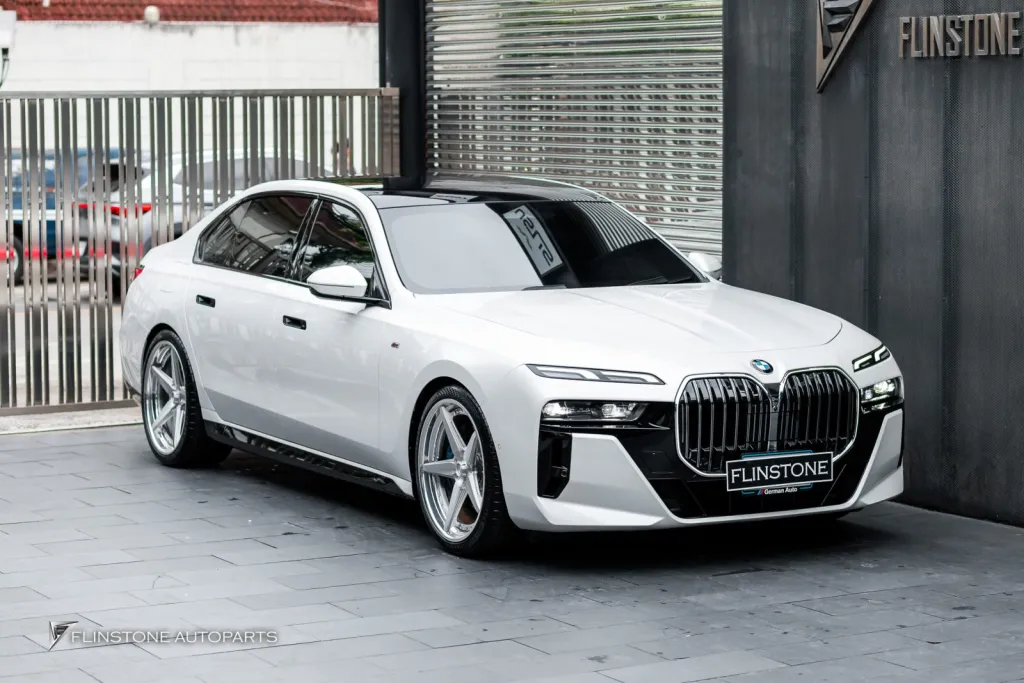 BMW i7 lowering