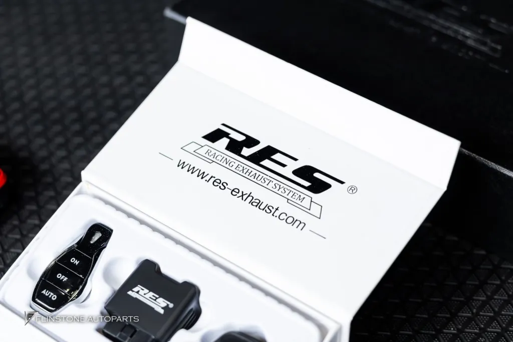 Porsche Cayenne 958 โช้ค AGT กล่อง RACE CHIP ท่อ Res Exhaust เบรคเซรามิค