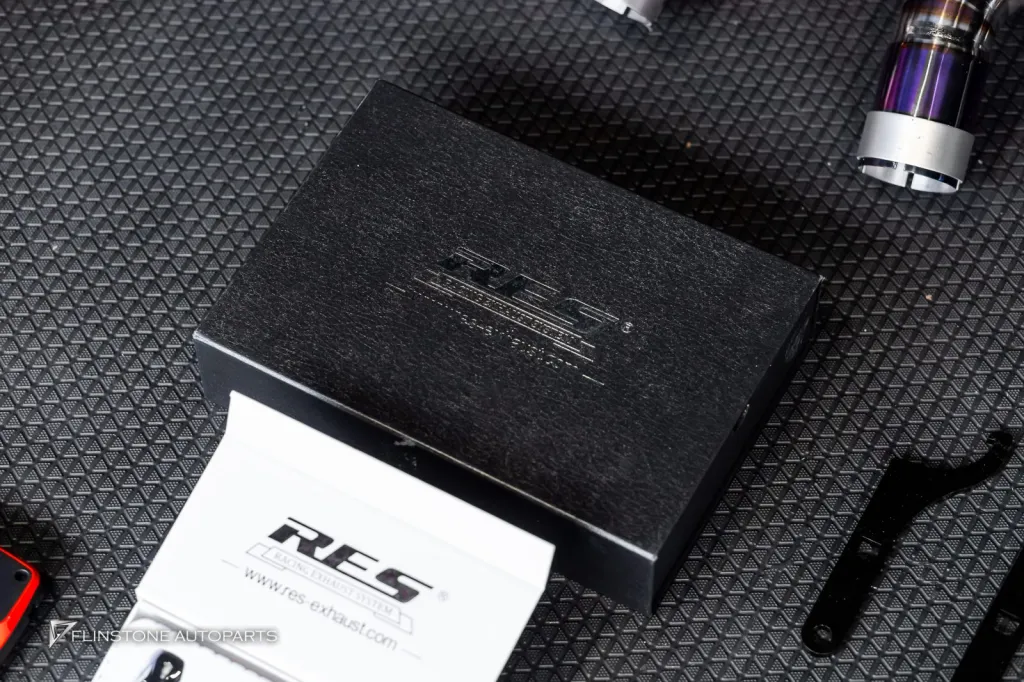 Porsche Cayenne 958 โช้ค AGT กล่อง RACE CHIP ท่อ Res Exhaust เบรคเซรามิค