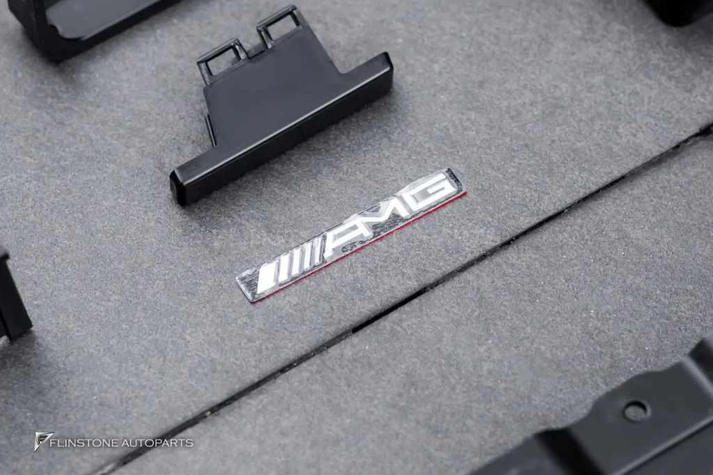 Mercedes Benz W206 to C63 Amg 全车套件