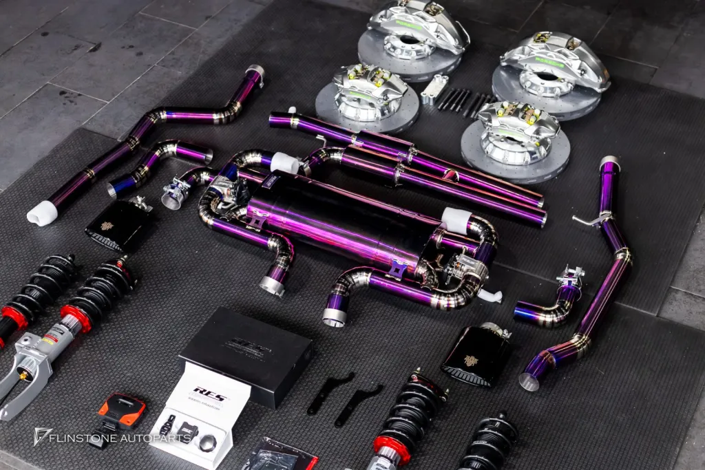 Porsche Cayenne 958 โช้ค AGT กล่อง RACE CHIP ท่อ Res Exhaust เบรคเซรามิค