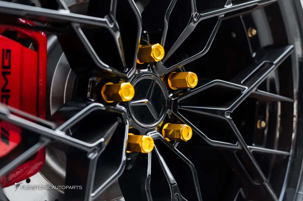 Mercedes Benz Cls น็อตล้อ