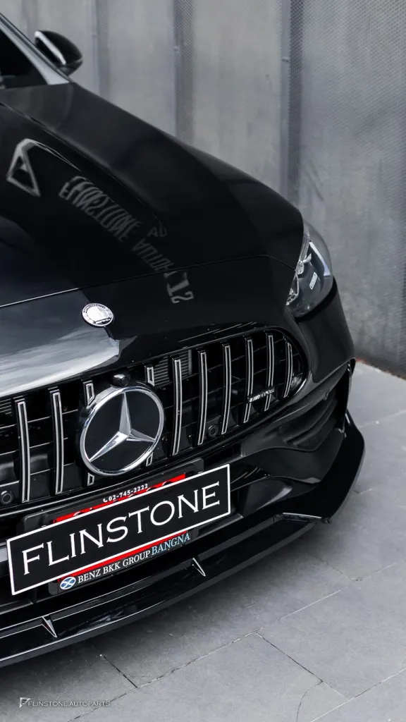 Mercedes Benz W206 ดิฟ ปลายท่อ ผ้ายางท้าย กรอบกุญแจคาร์บอน ลิ้นหน้า โลโก้
