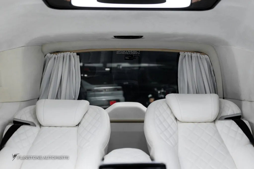 Mercedes Benz Vito ม่านไฟฟ้าด้านหลัง
