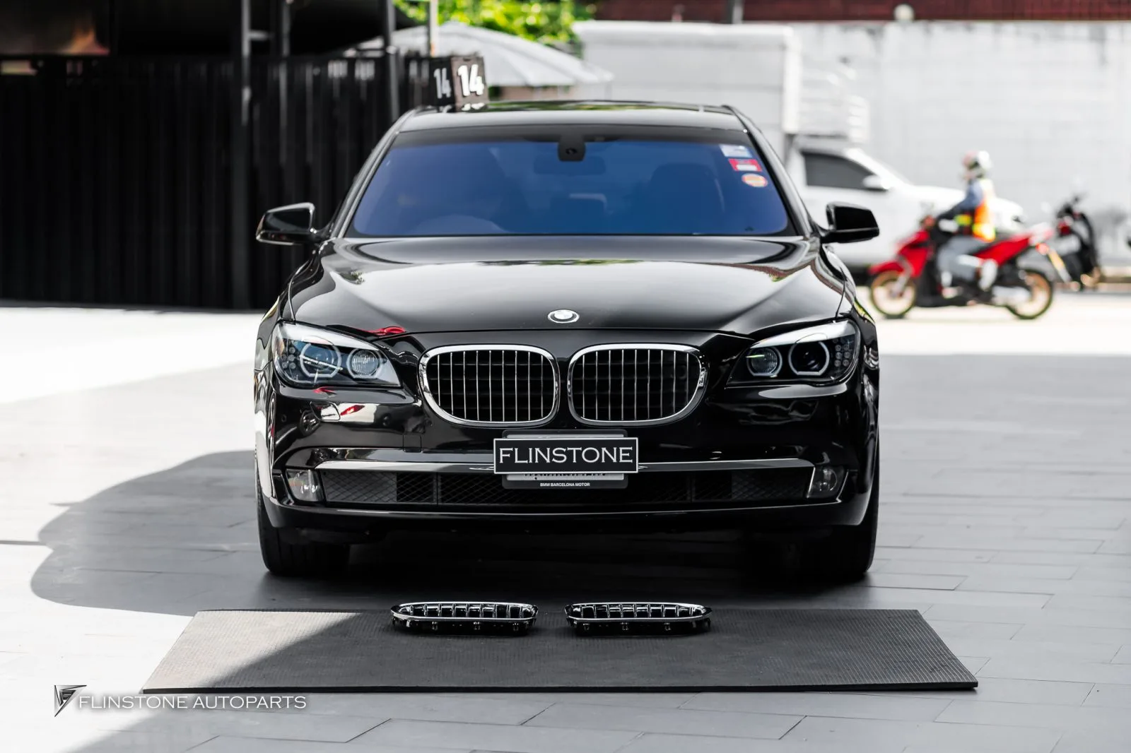 BMW F02 กระจัง