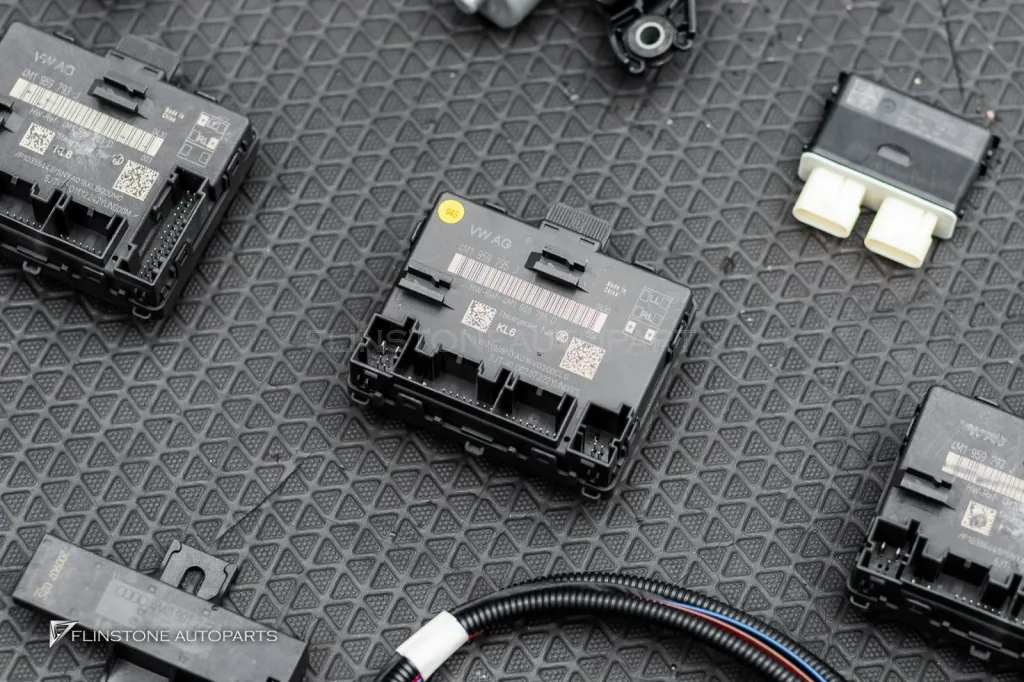 Porsche Cayenne E3 Suv Keyless ประตูดูดแท้