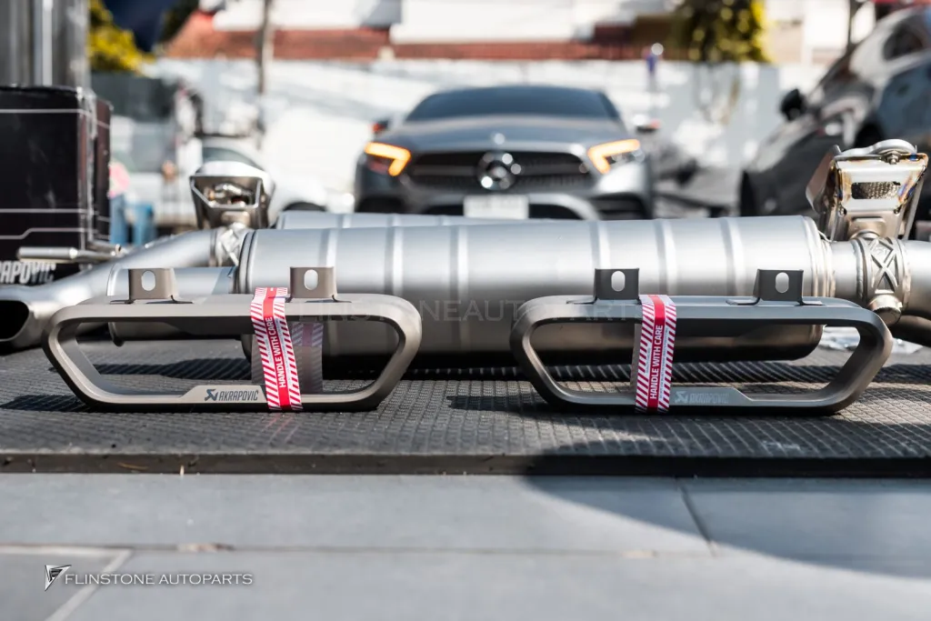 Mercedes Benz Gclass ท่อ Akrapovic
