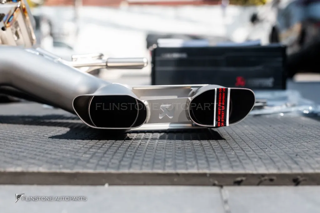 Mercedes Benz Gclass ท่อ Akrapovic
