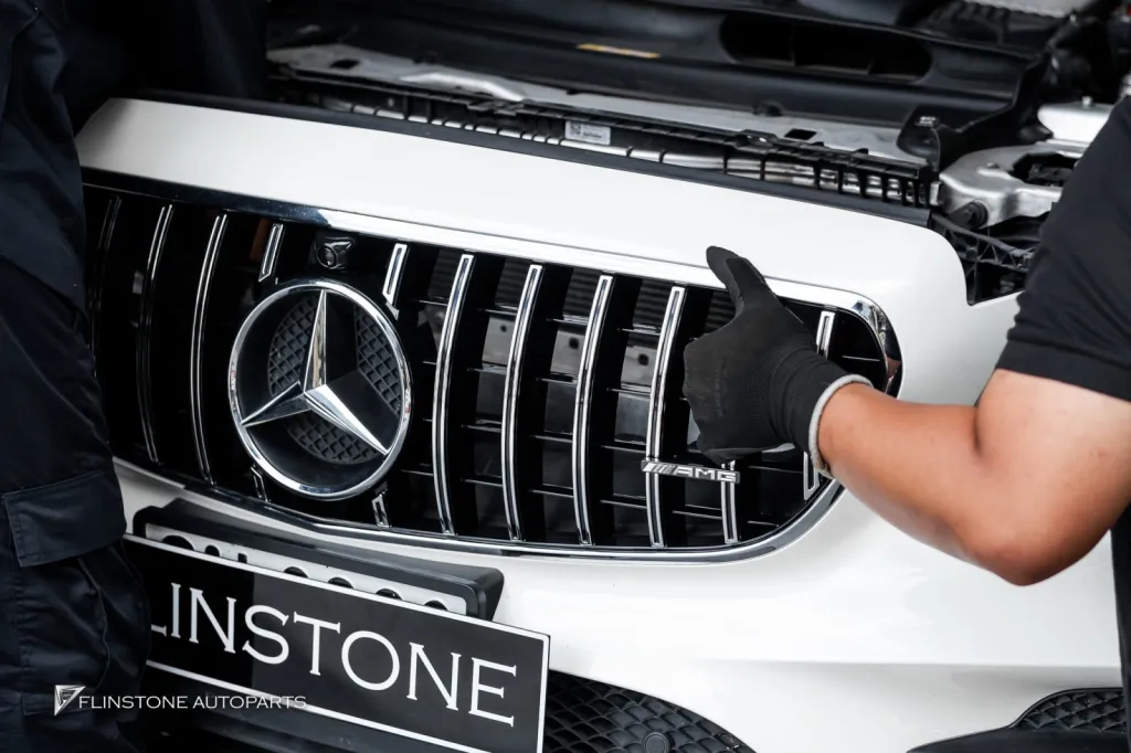 Mercedes Benz C238 กระจัง