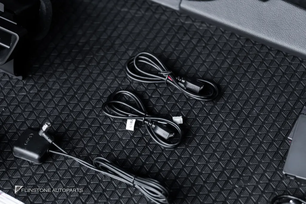 Porsche Macan จอ Dual Screen
