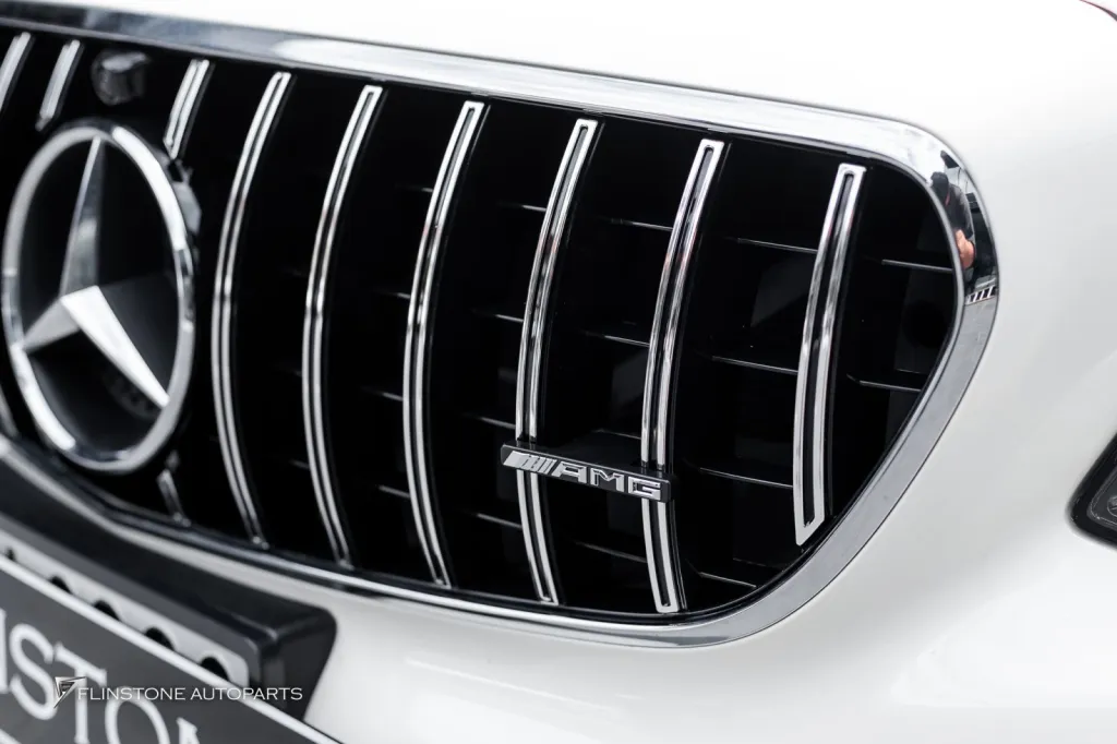 Mercedes Benz C238 กระจัง