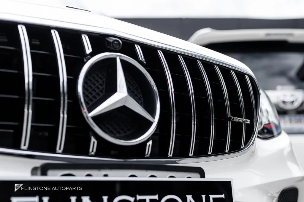 Mercedes Benz C238 กระจัง