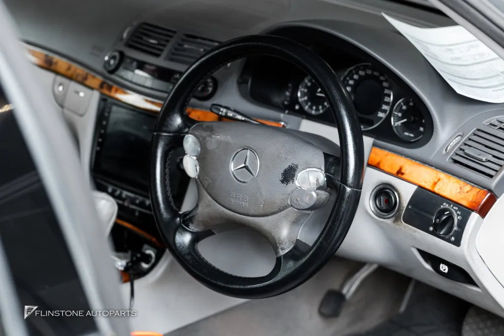 Mercedes Benz W211 方向盘按键
