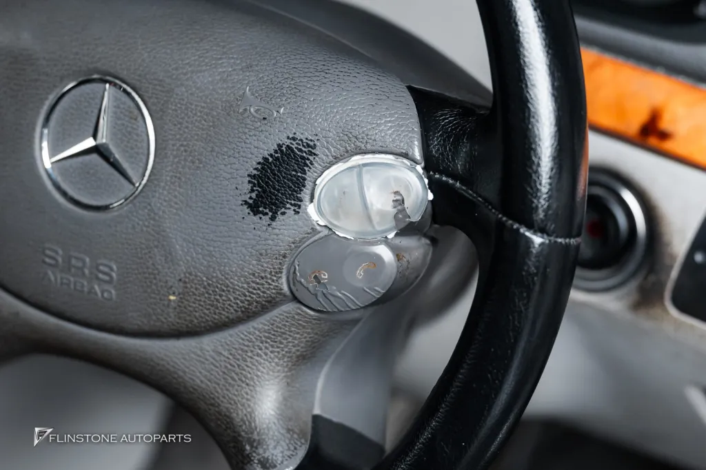 Mercedes Benz W211 方向盘按键