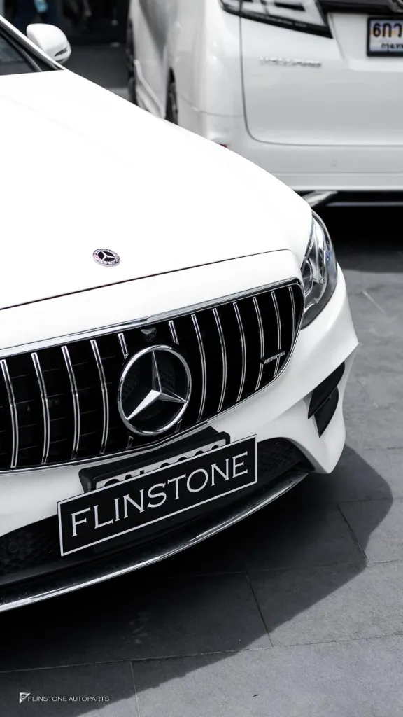 Mercedes Benz C238 กระจัง