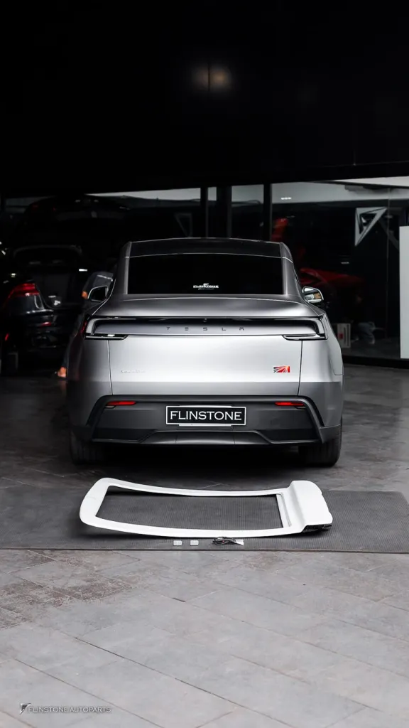 Tesla Juniper ม่านไฟฟ้า