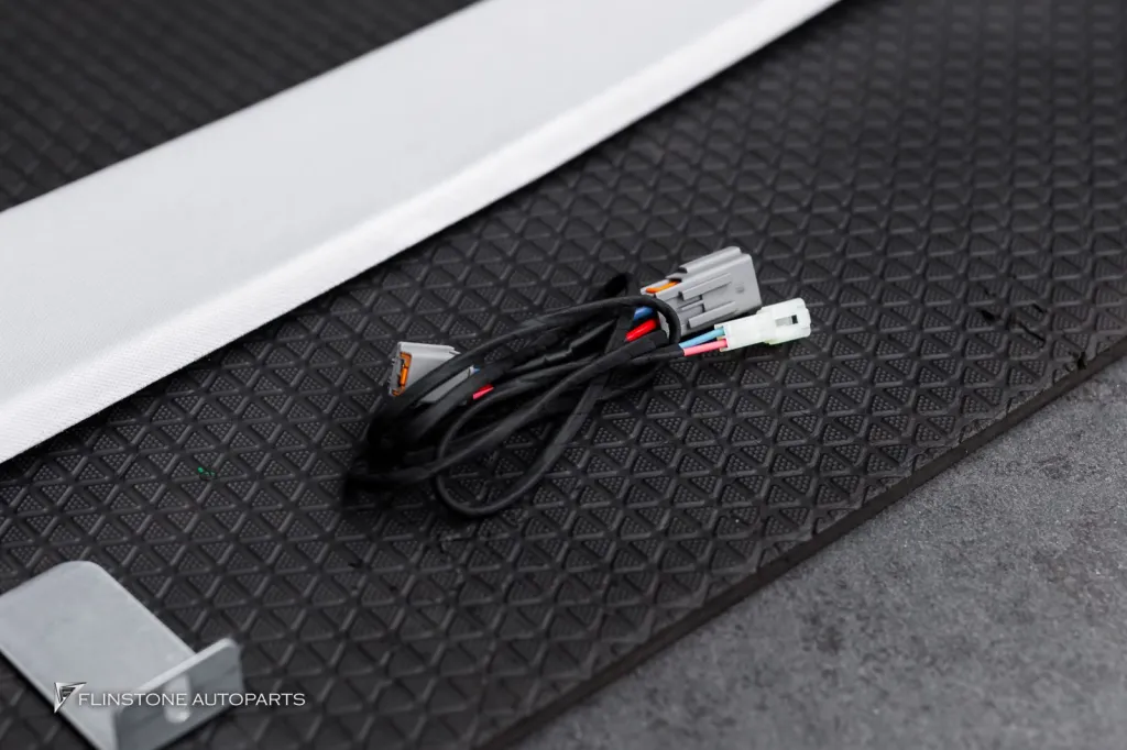 Tesla Juniper ม่านไฟฟ้า