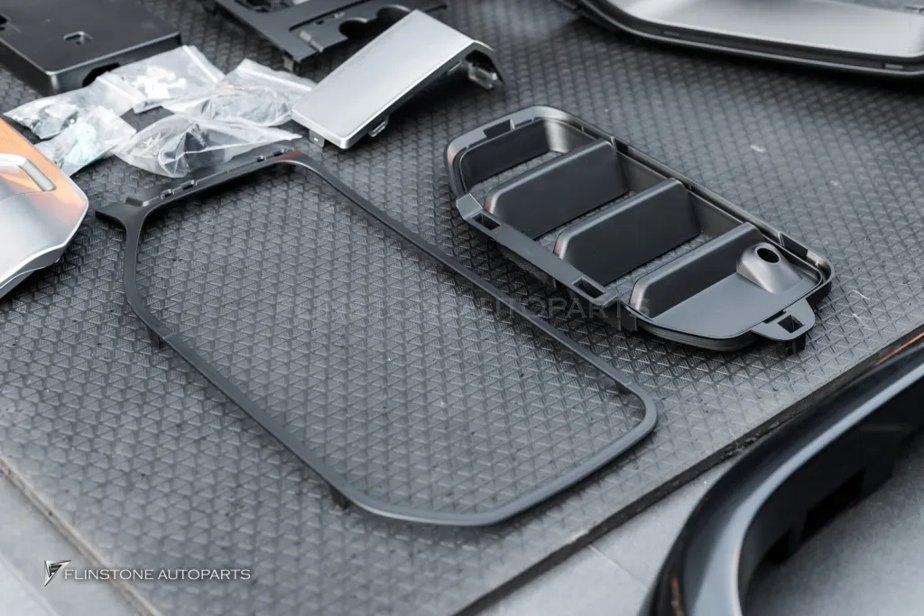 Mercedes Benz Gclass G450D Full Body Kit Side Steps Wheels