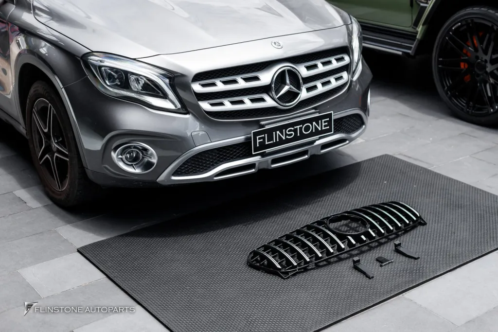 Mercedes Benz Gla กระจัง