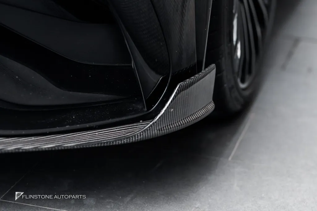 Mercedes Benz Cls พาร์ทคาร์บอนรอบคัน เบรค