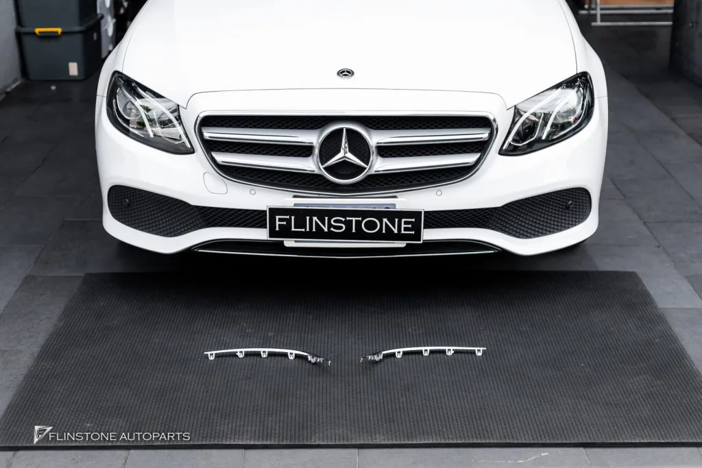 Mercedes Benz W213 คิ้วโครเมี่ยม