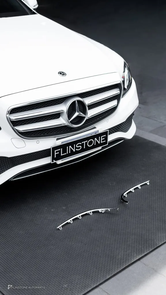 Mercedes Benz W213 คิ้วโครเมี่ยม
