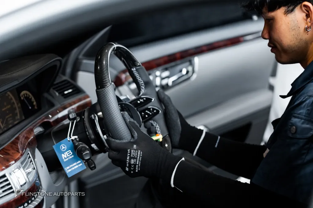 Mercedes Benz W221 S65 พวงมาลัย โลโก้