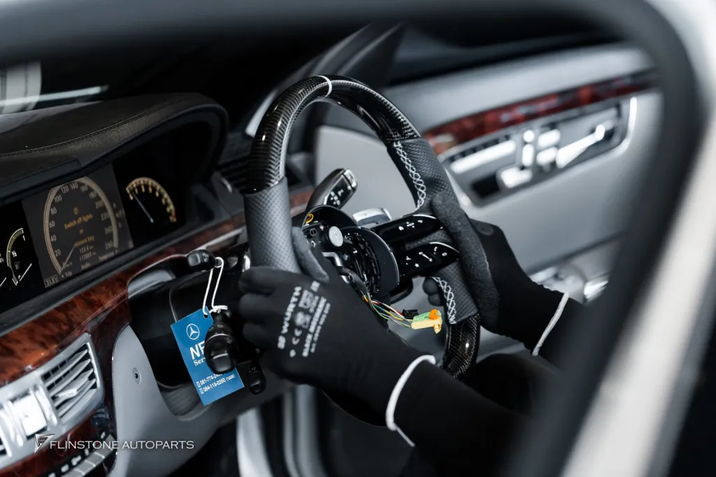 Mercedes Benz W221 S65 พวงมาลัย โลโก้