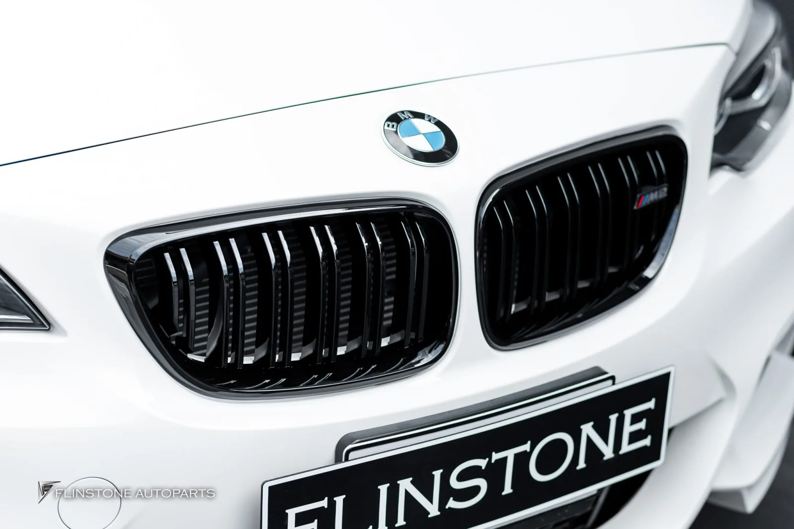 BMW M2 กระจัง