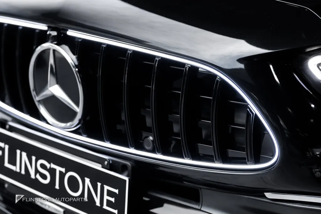 Mercedes Benz W206 กระจัง LED