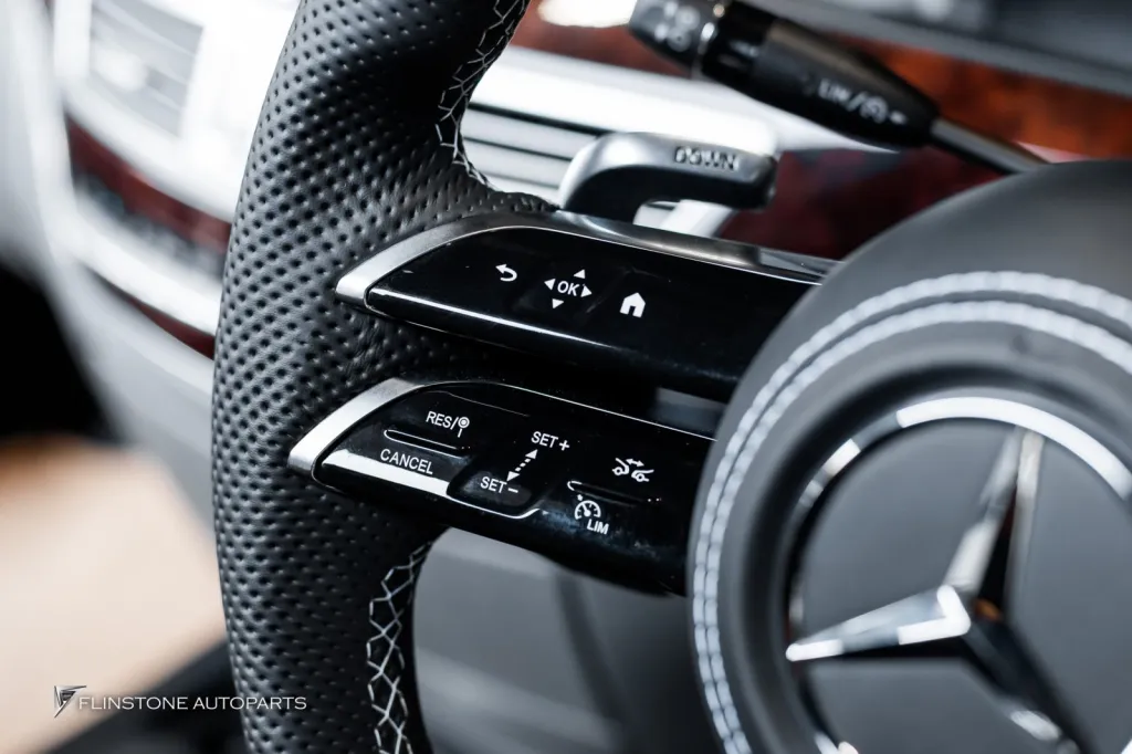 Mercedes Benz W221 S65 พวงมาลัย โลโก้