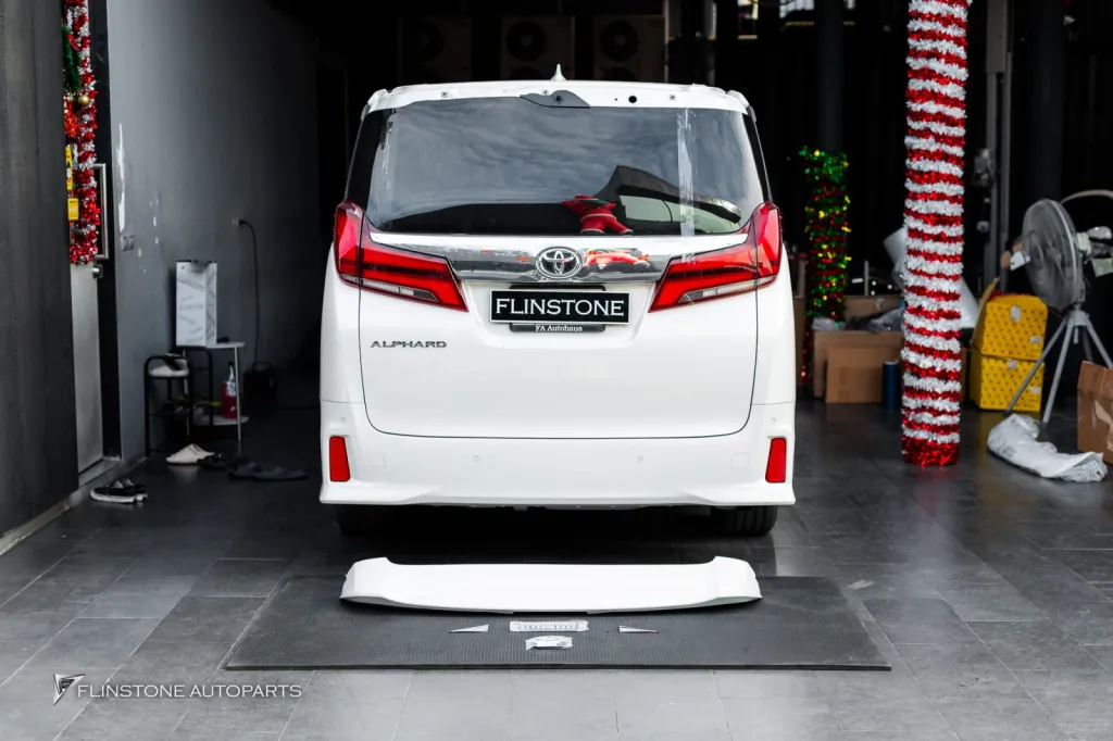 Toyota Alphard สปอยเลอร์