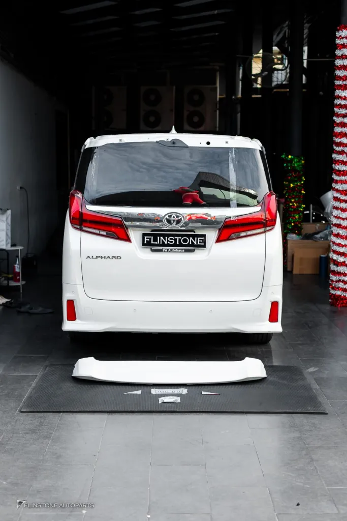 Toyota Alphard สปอยเลอร์