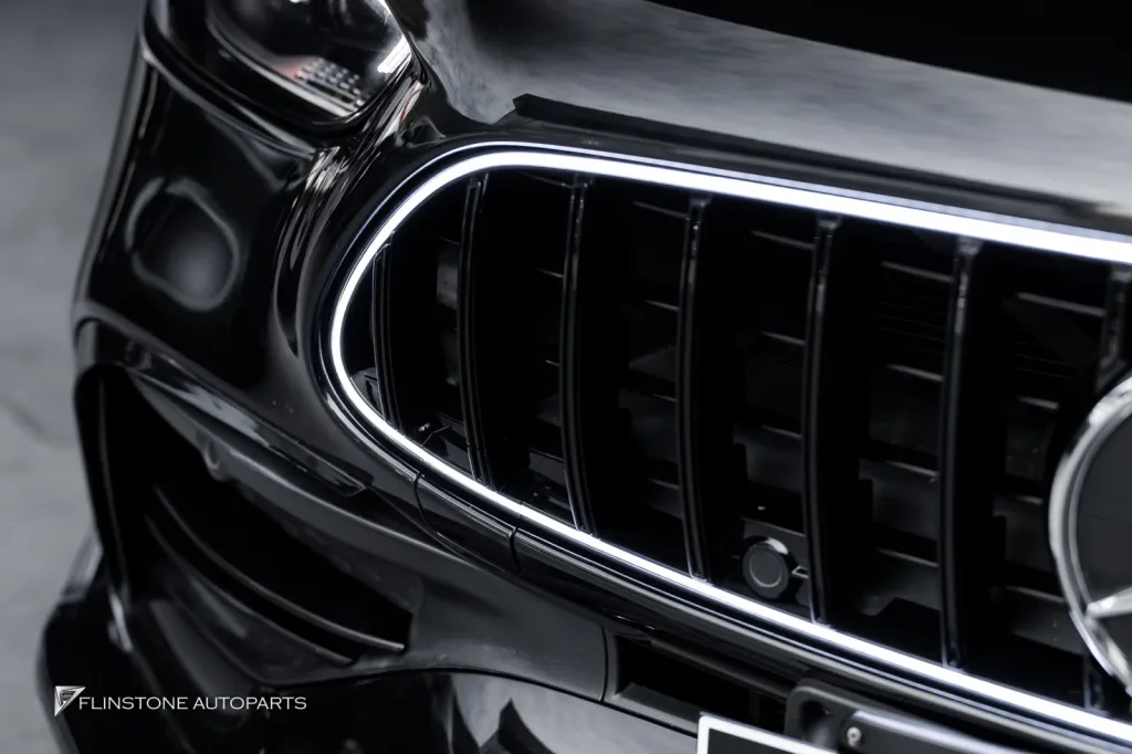 Mercedes Benz W206 กระจัง LED