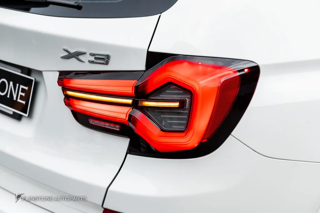 BMW X3 F25 ไฟท้าย