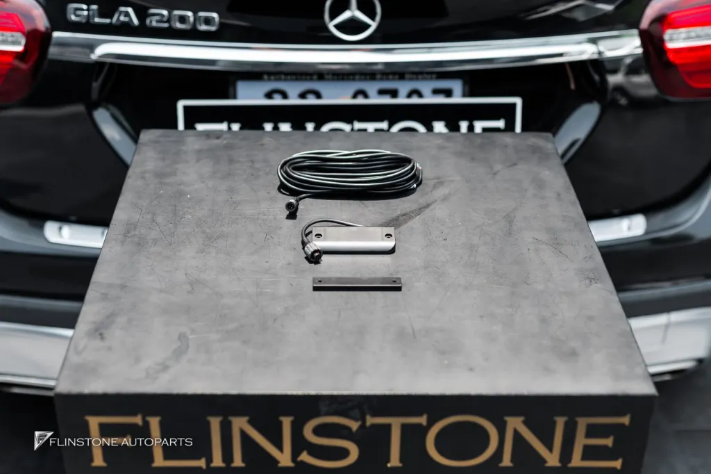 Mercedes Benz Gla Kick Censor