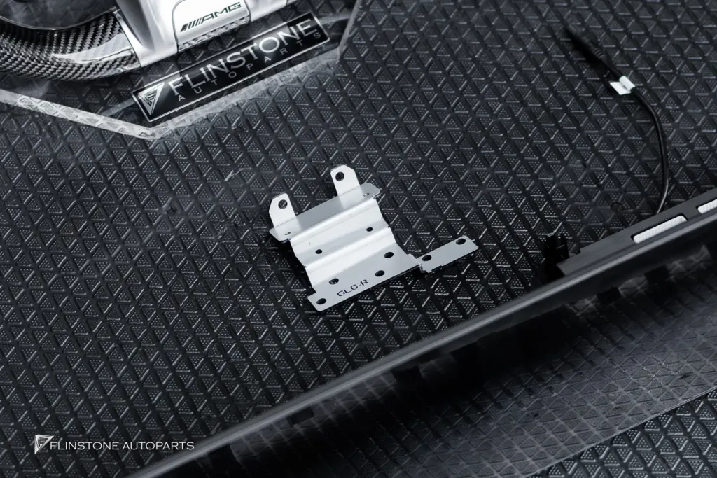 Mercedes Benz C300 Centre Screen Steering Wheel