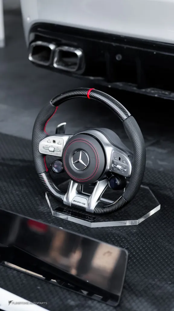 Mercedes Benz C300 Centre Screen Steering Wheel