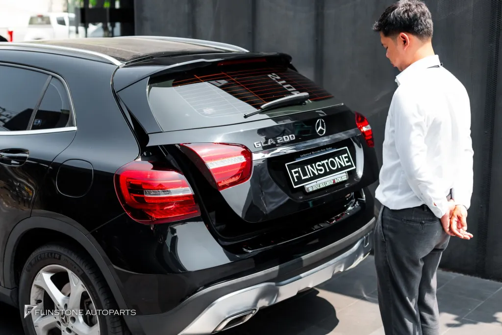 Mercedes Benz Gla Kick Censor
