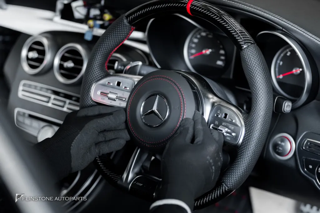 Mercedes Benz C300 Centre Screen Steering Wheel