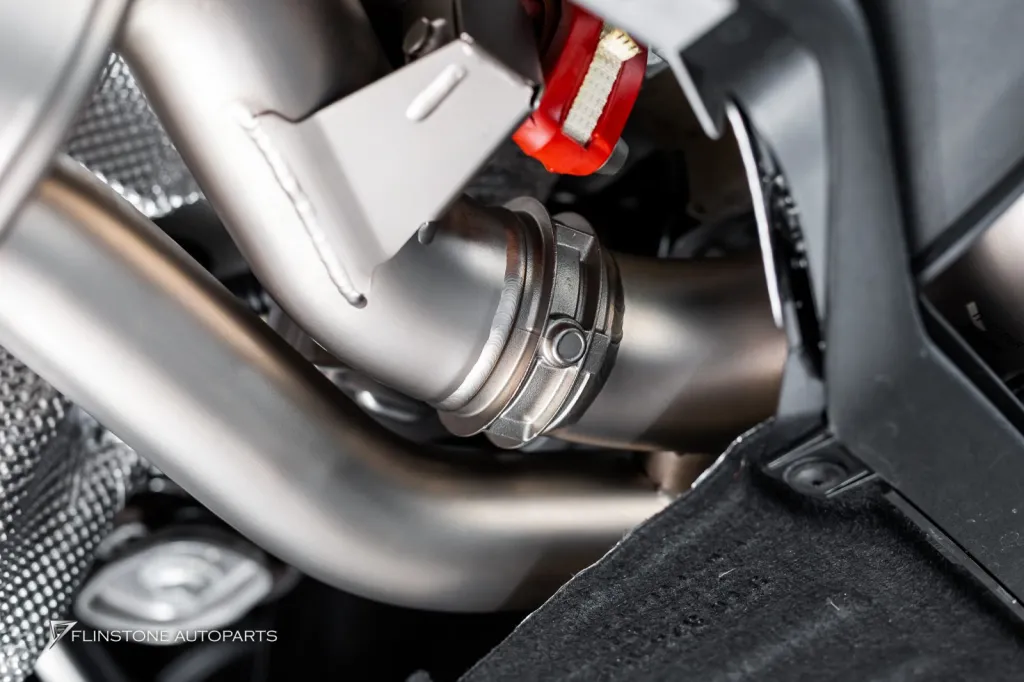 Porsche Cayenne 排气管 Akrapovic