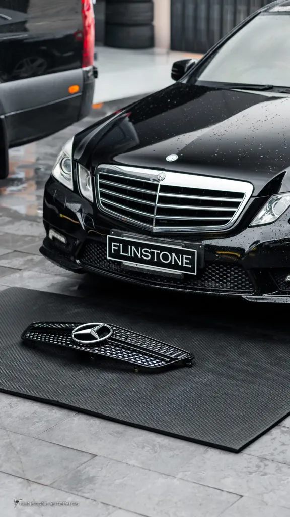 Mercedes Benz W212 กระจัง