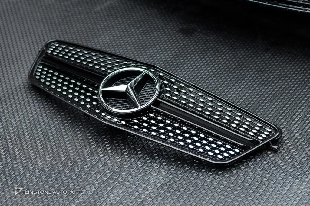 Mercedes Benz W212 กระจัง