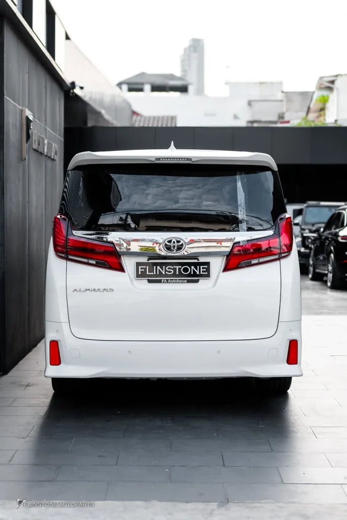 Toyota Alphard สปอยเลอร์