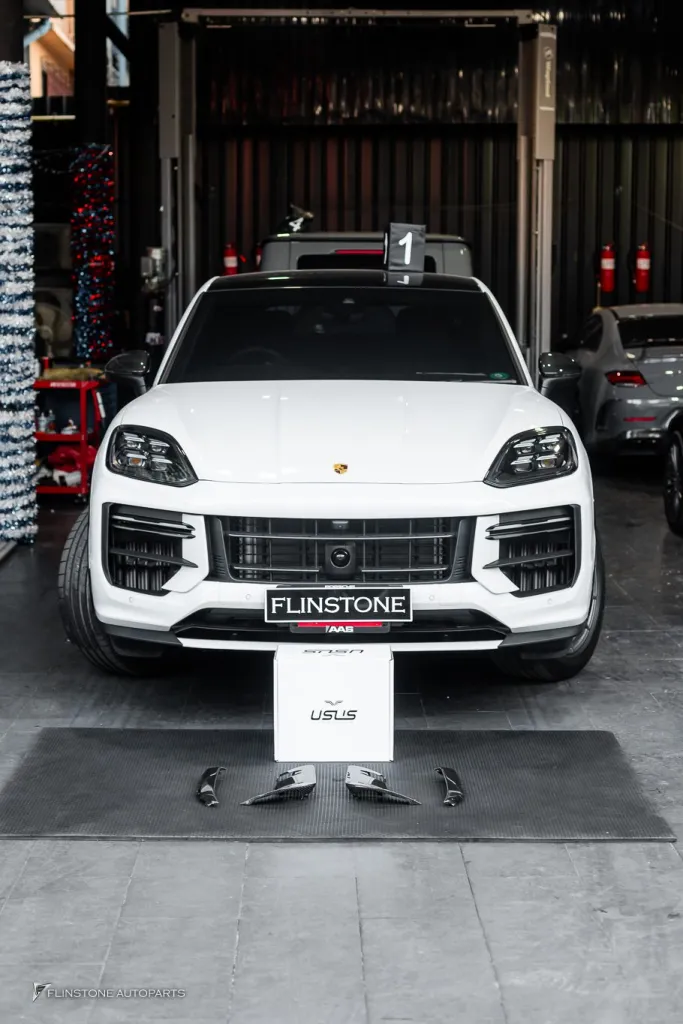 Porsche Cayenne 碳纤维前通风口