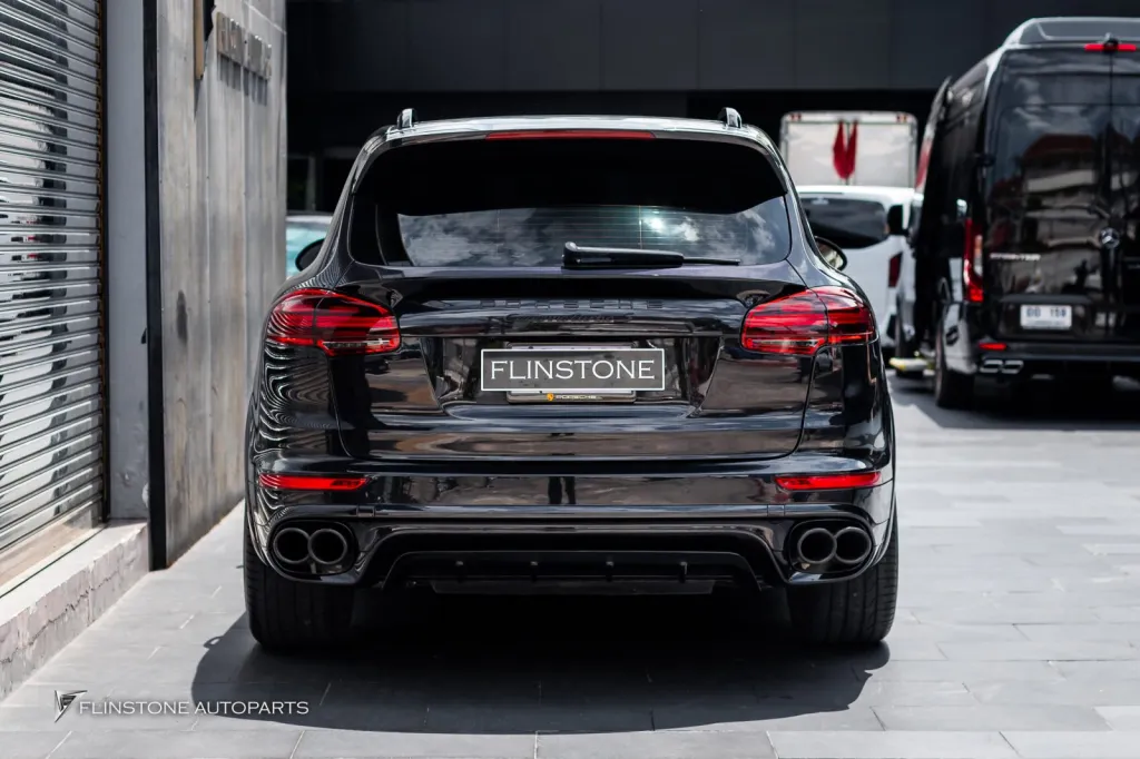 Porsche Cayenne สปอยเลอร์ (รูปรวม)
