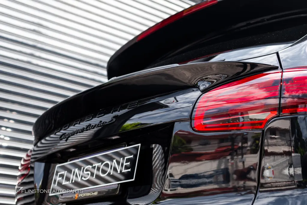 Porsche Cayenne สปอยเลอร์ (รูปรวม)