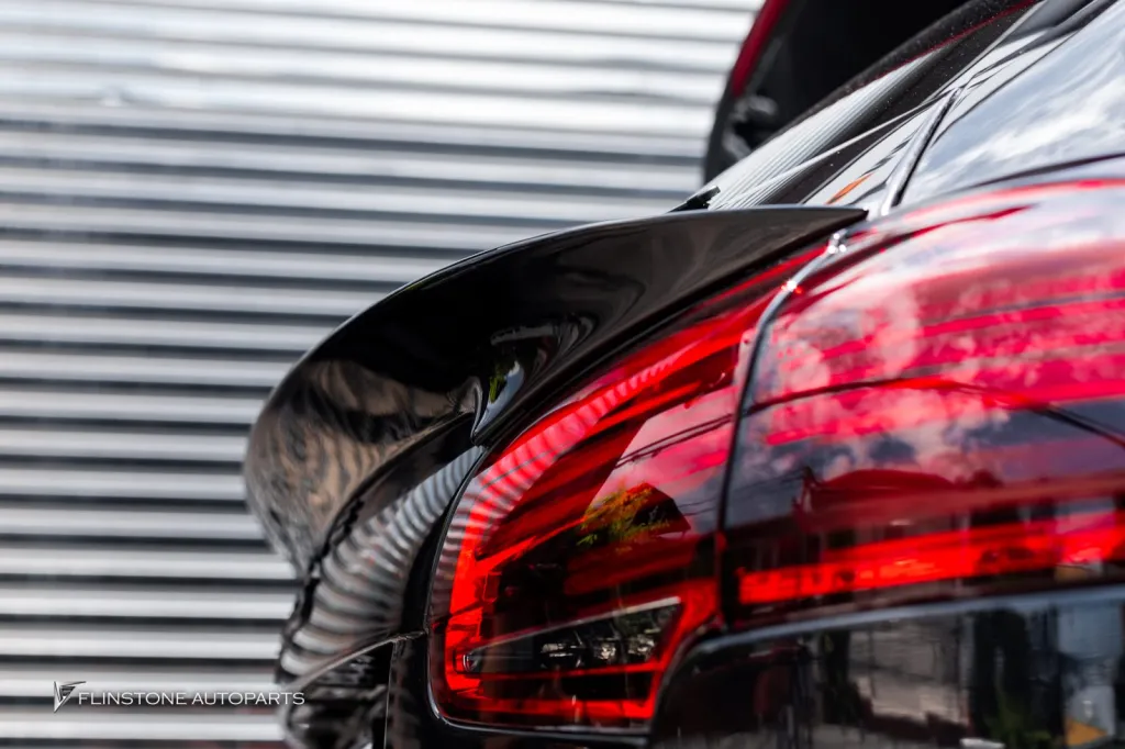Porsche Cayenne สปอยเลอร์ (รูปรวม)
