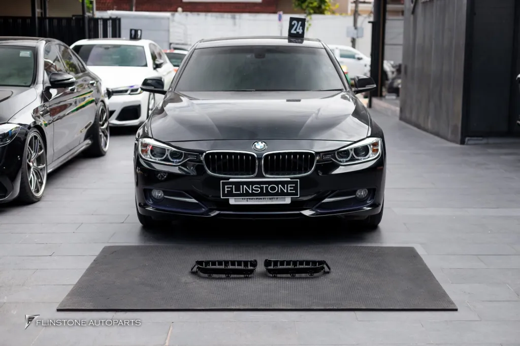 BMW F30 กระจัง
